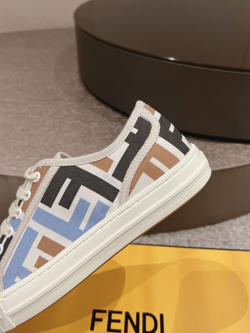 Fendi Low Shoes